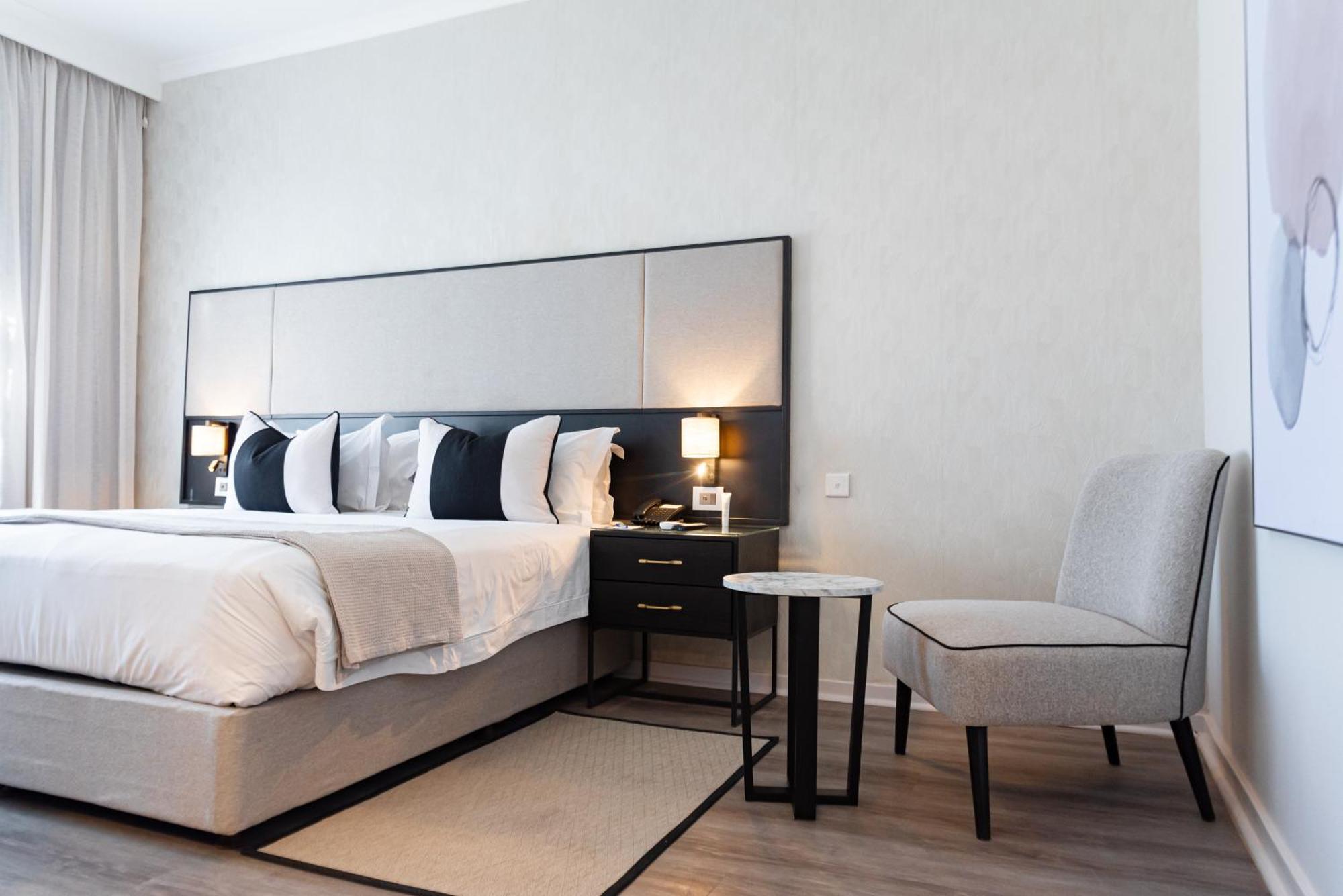 Cresta Churchill Hotel Bulawayo Luaran gambar