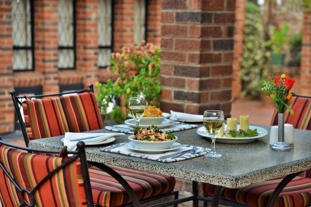 Cresta Churchill Hotel Bulawayo Luaran gambar